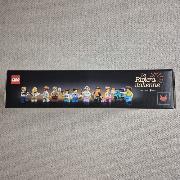 LEGO Italian Riviera Buildings with Boat - Picture 2 of 6